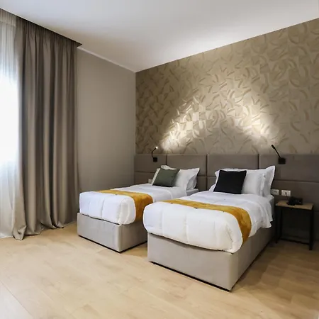 Western The Met Отель 4*